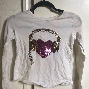 Headphone on Heart Sparking Shirt
